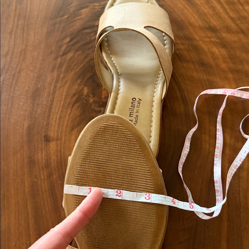 Sophia Milano Nude Slide Sandals size 8 - Picture 12 of 12